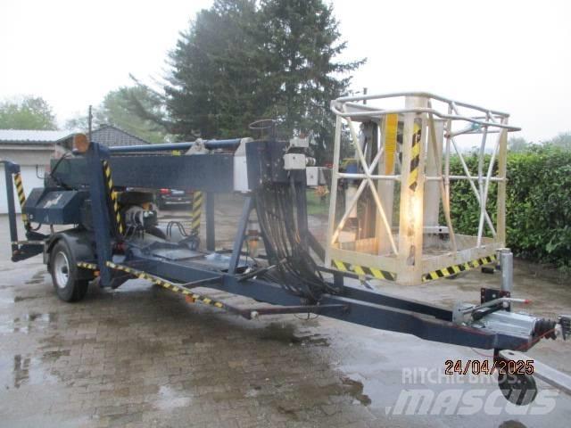 Denka-Lift DL 25 Nacele cu brat telescopic