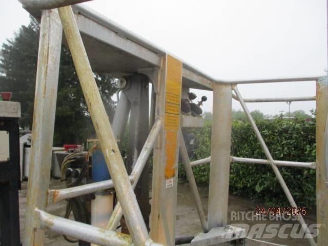 Denka-Lift DL 25 Nacele cu brat telescopic