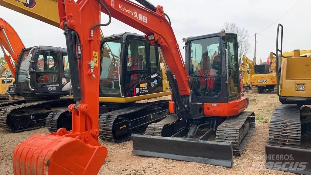 Kubota KX 165 Excavatoare pe șenile
