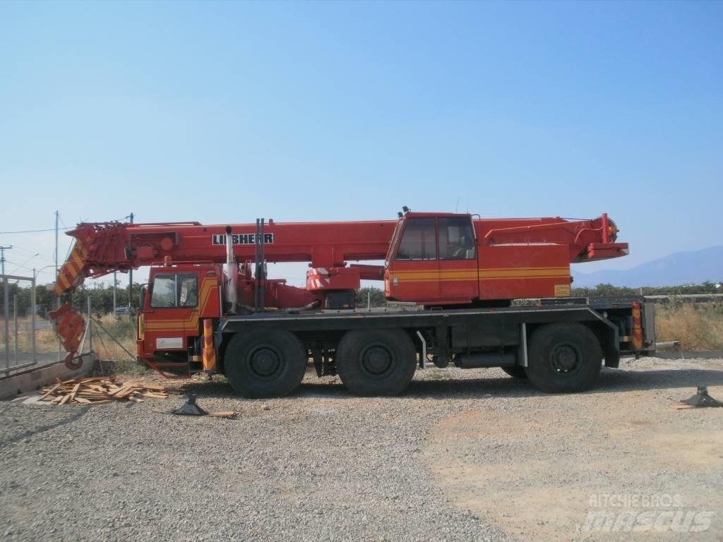 Liebherr LTM 1045 Macara pentru orice teren