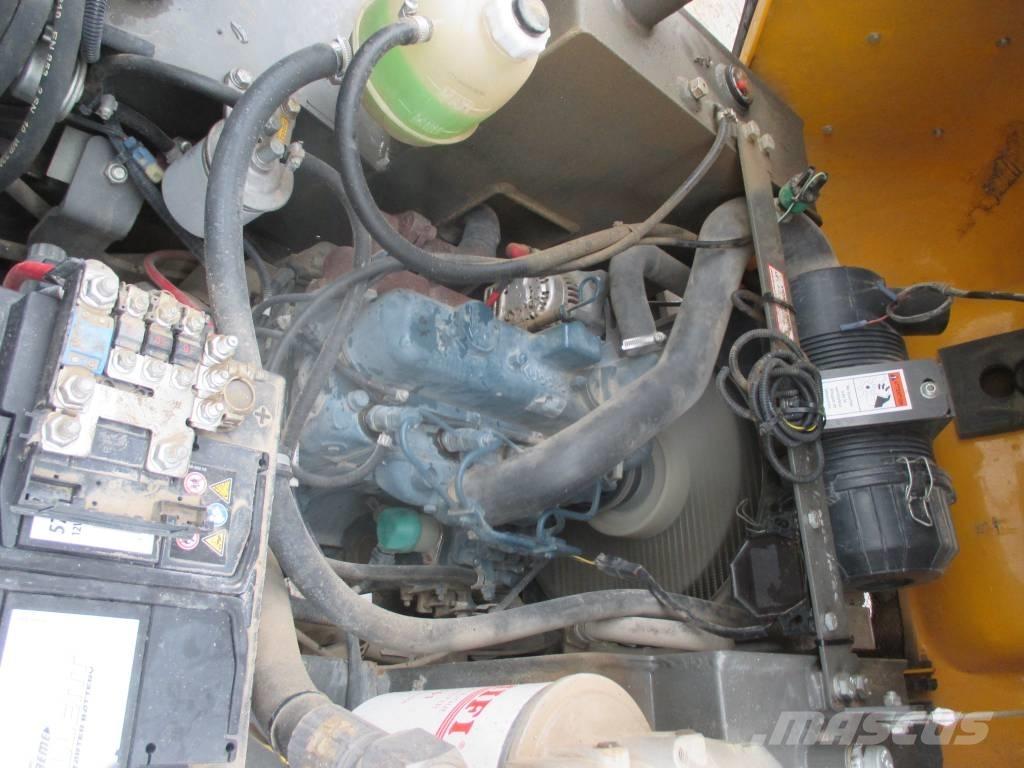 Ausa D 100 AHA Minitractor de teren