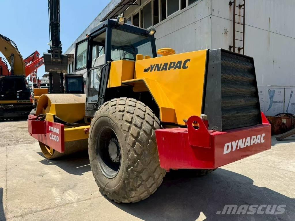 Dynapac CA 30 D Compactoare monocilindrice