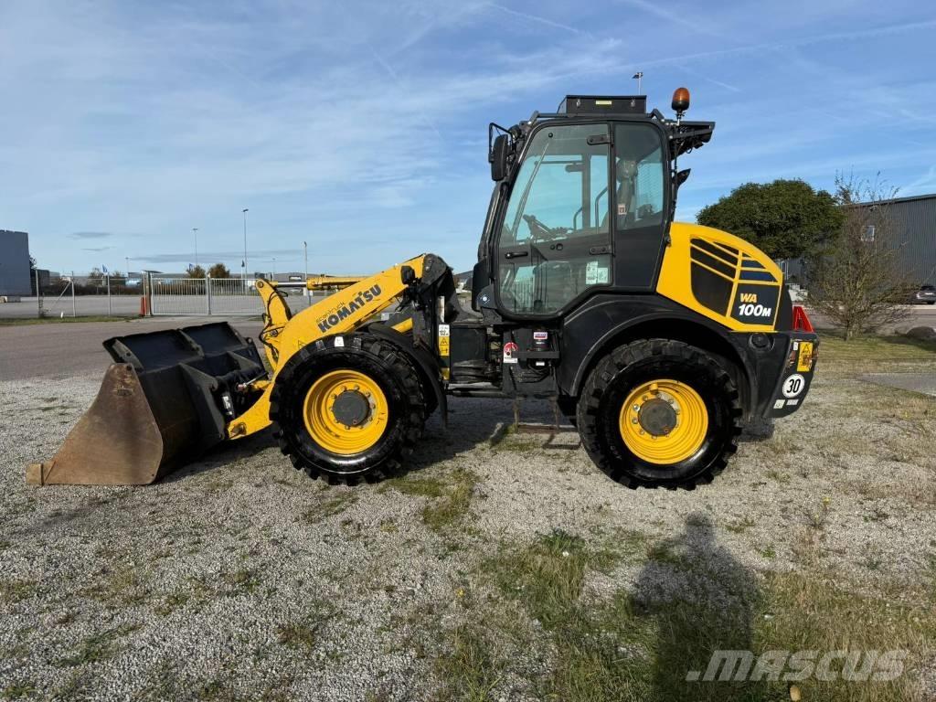 Komatsu WA100 M-7 Incarcator pe pneuri