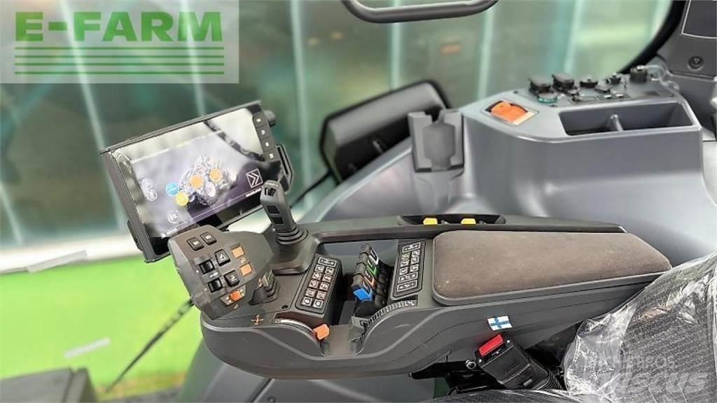 Valtra q 285 Tractoare