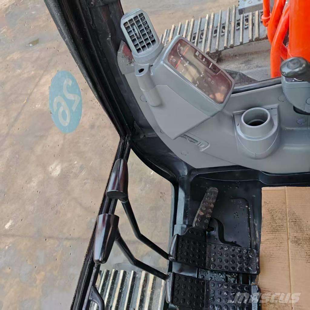 Hitachi ZX 350 Excavatoare pe șenile
