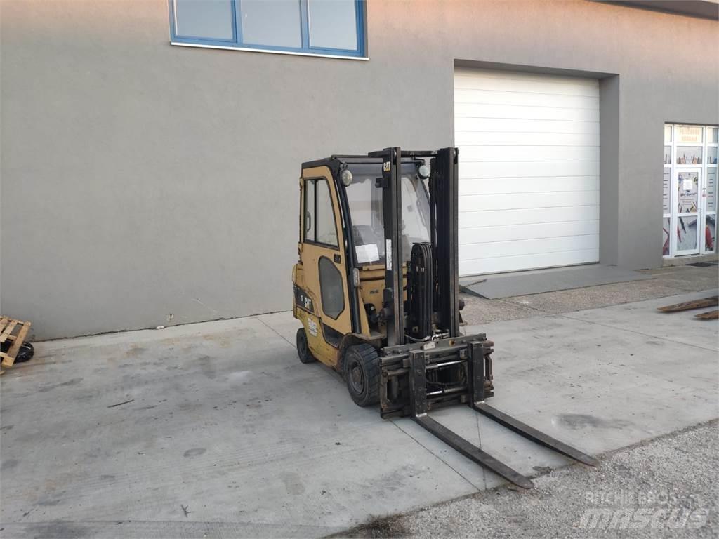 CAT GP15N Stivuitor GPL