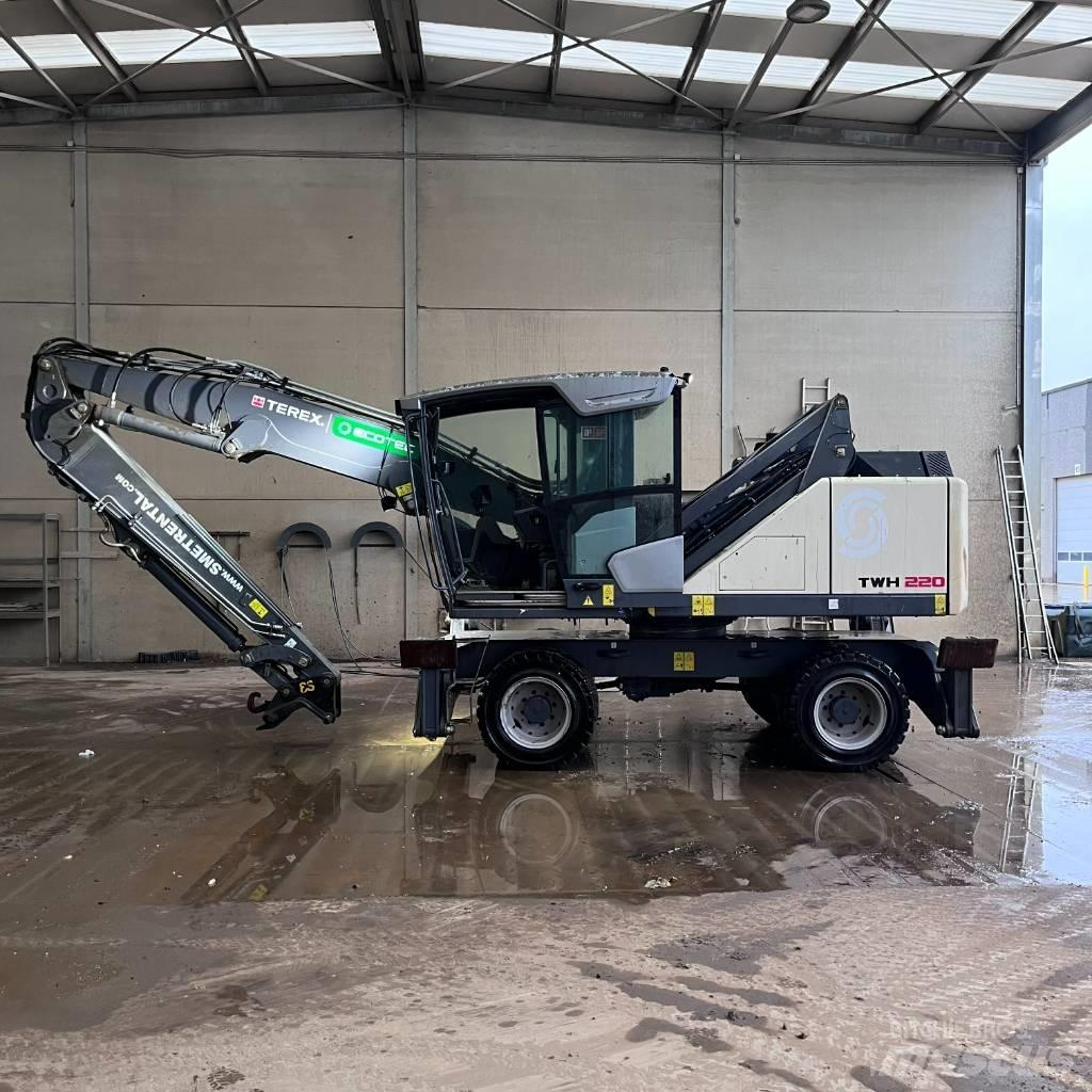 Terex Ecotec TWH220 Paleta de manipulare
