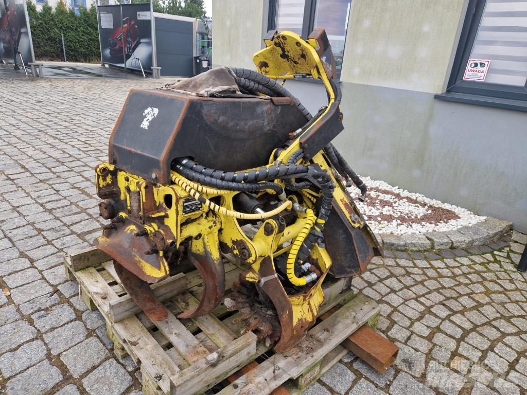 John Deere H414 Capete pentru culegatoare