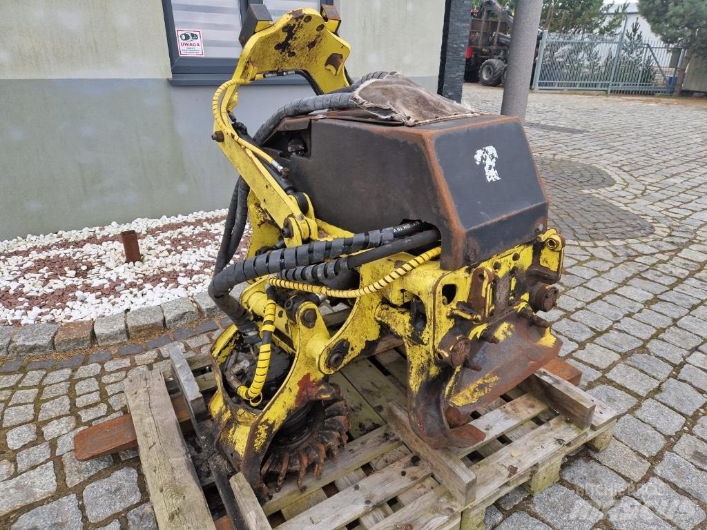 John Deere H414 Capete pentru culegatoare