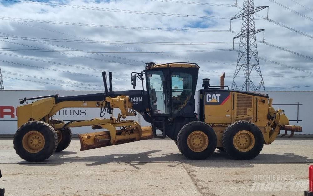 CAT 140 M Gredere