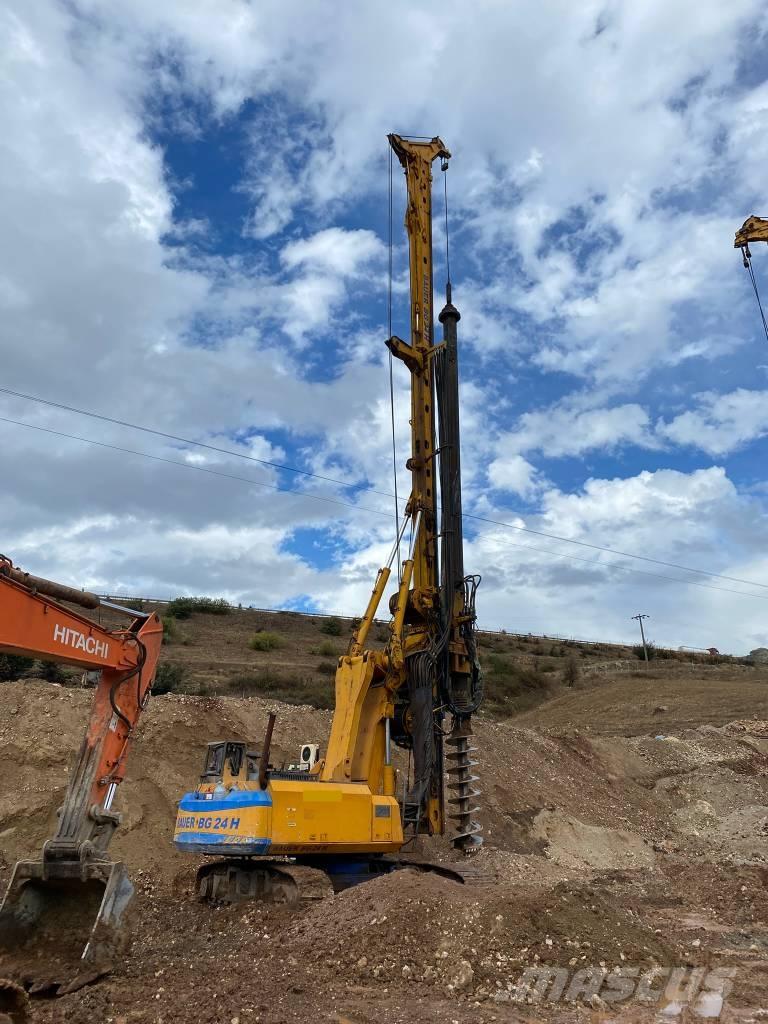 Bauer BG 24 H Burghiu greu