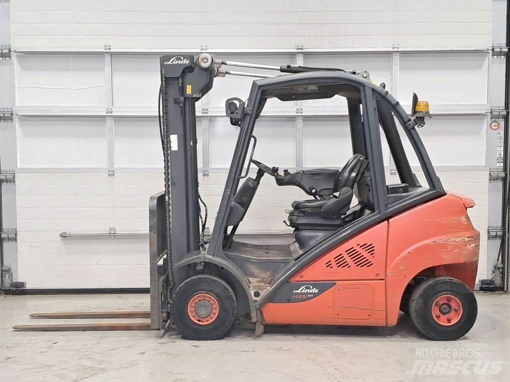 Linde H25D-02 Stivuitor diesel