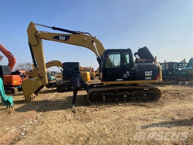 CAT 318D2 Excavatoare pe șenile
