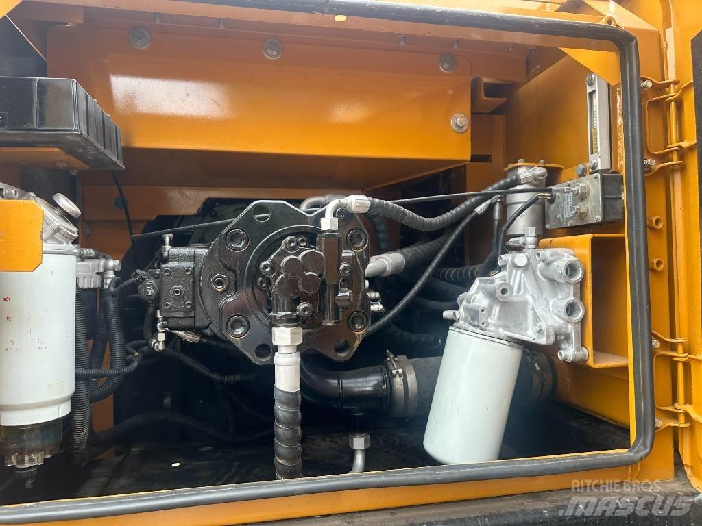 Sany 215 Excavatoare pe șenile
