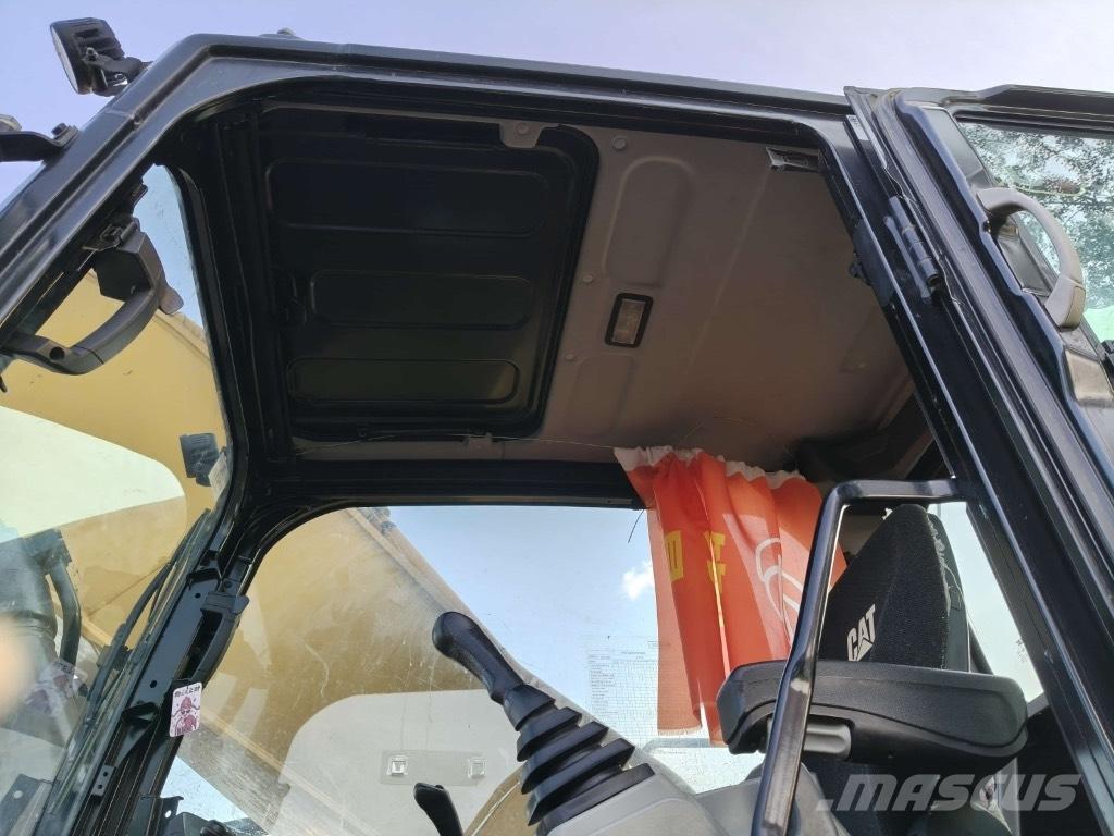 CAT 336 Excavatoare pe șenile

