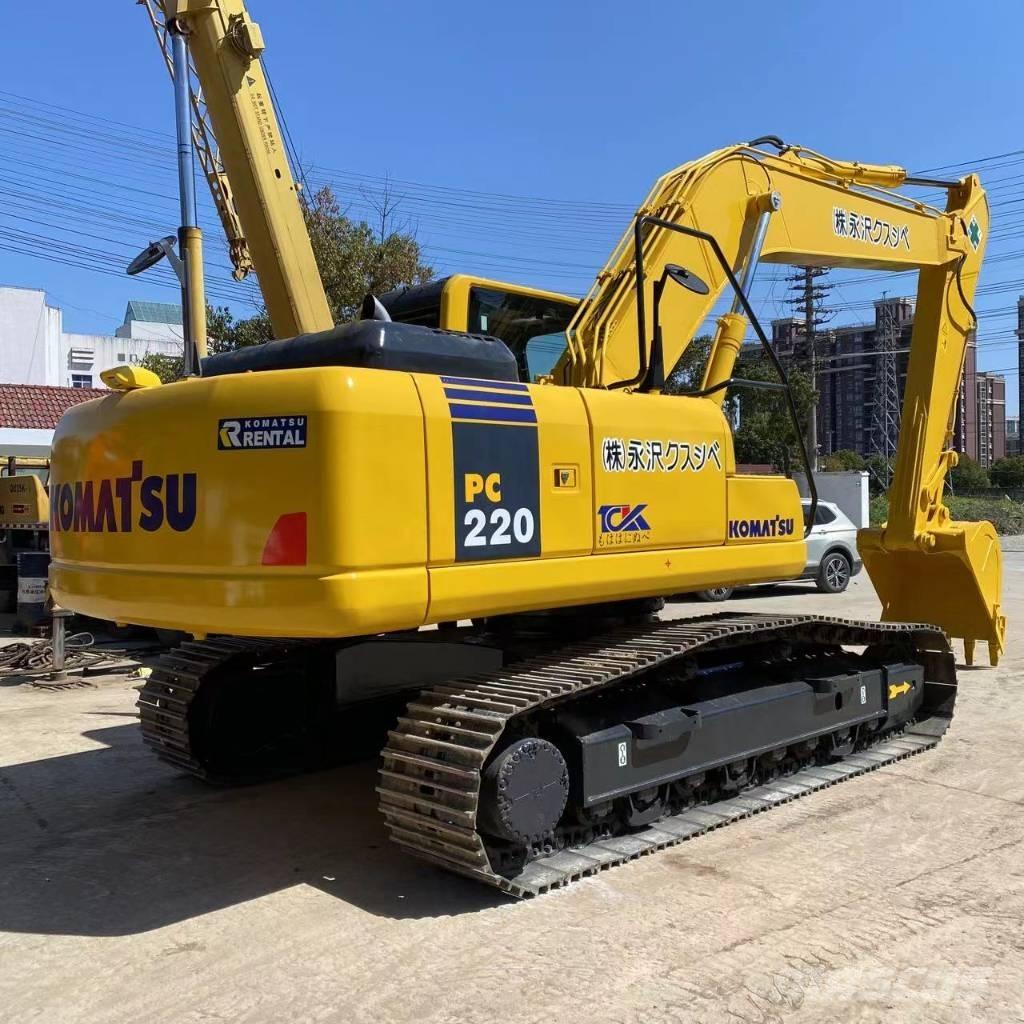 Komatsu PC 220 Excavatoare pe șenile
