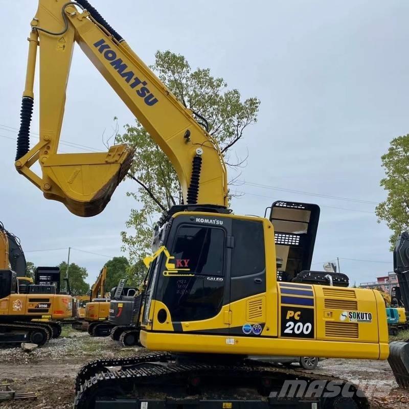 Komatsu PC 200 LC-8 Excavatoare pe șenile
