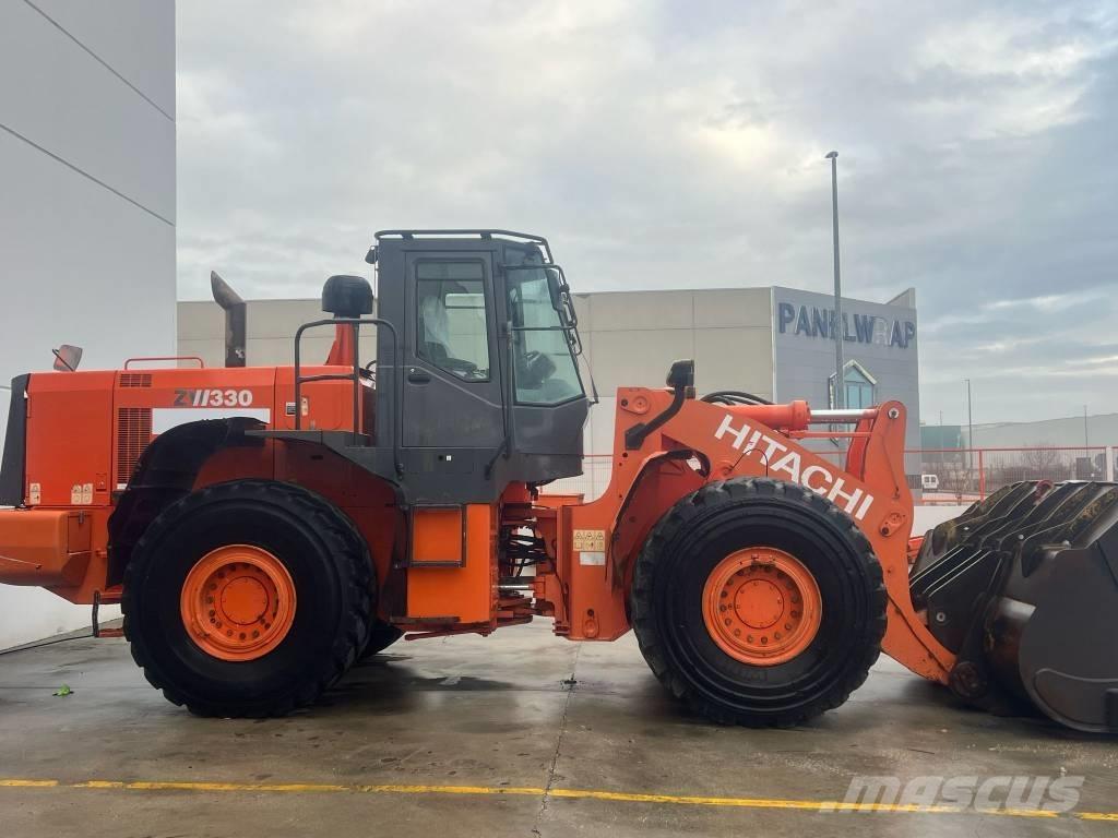 Hitachi ZW 330 Incarcator pe pneuri