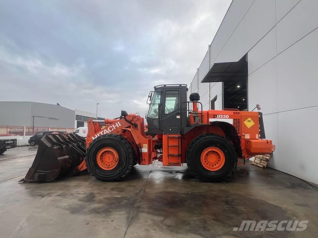 Hitachi ZW 330 Incarcator pe pneuri
