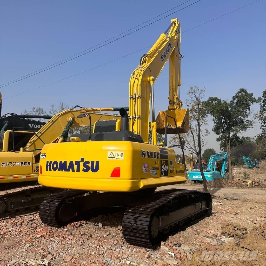 Komatsu PC 240 Excavatoare pe șenile
