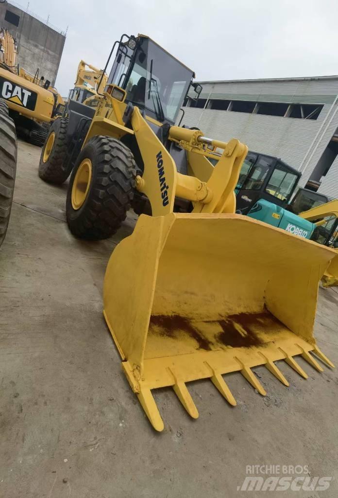 Komatsu WA 320-5 Incarcator pe pneuri