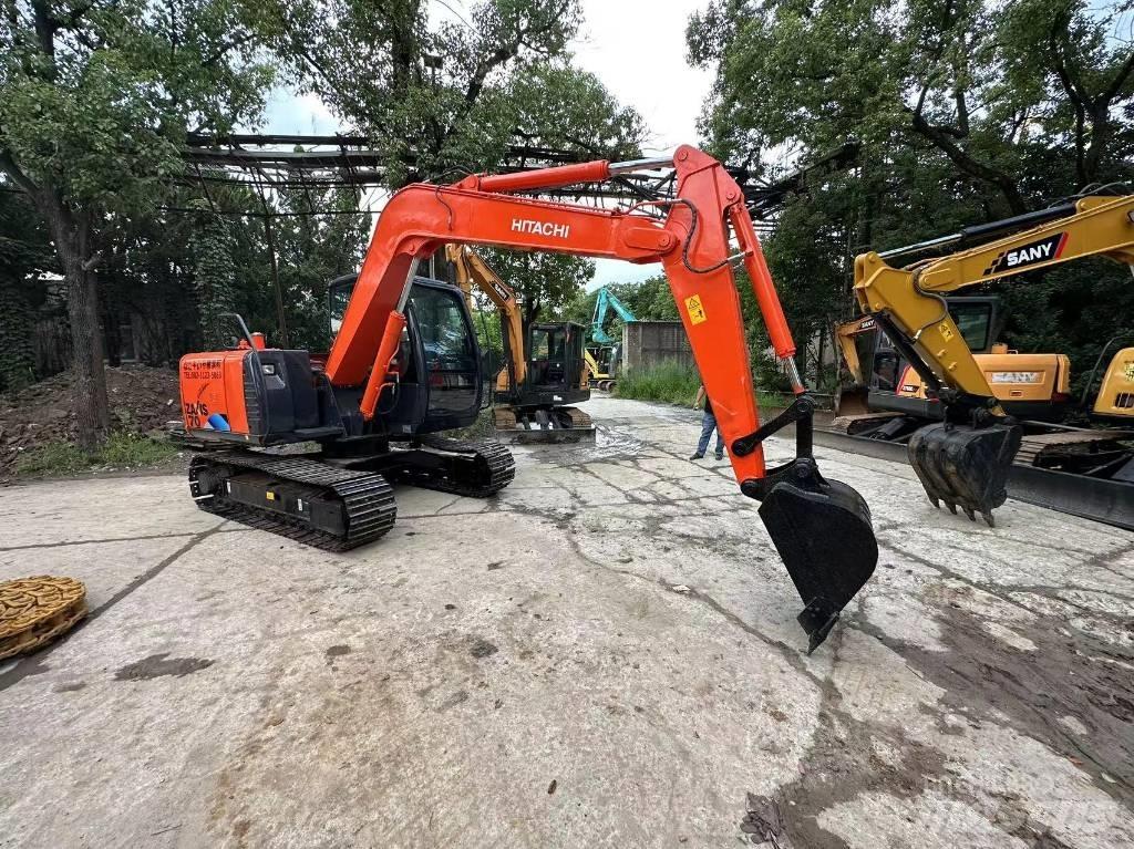 Hitachi ZX 70 Excavatoare pe șenile
