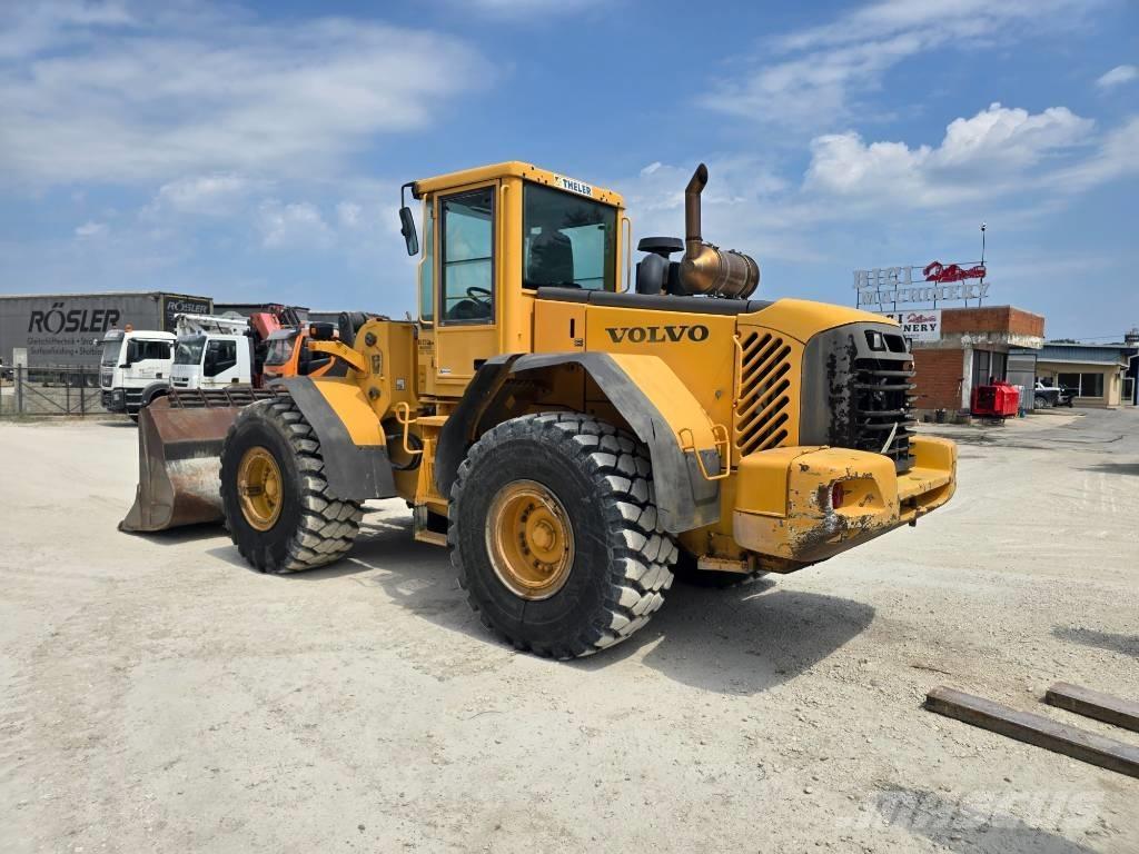 Volvo L 120 E Incarcator pe pneuri