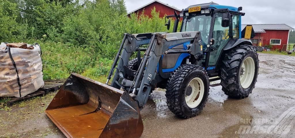 Valtra A85 Tractoare