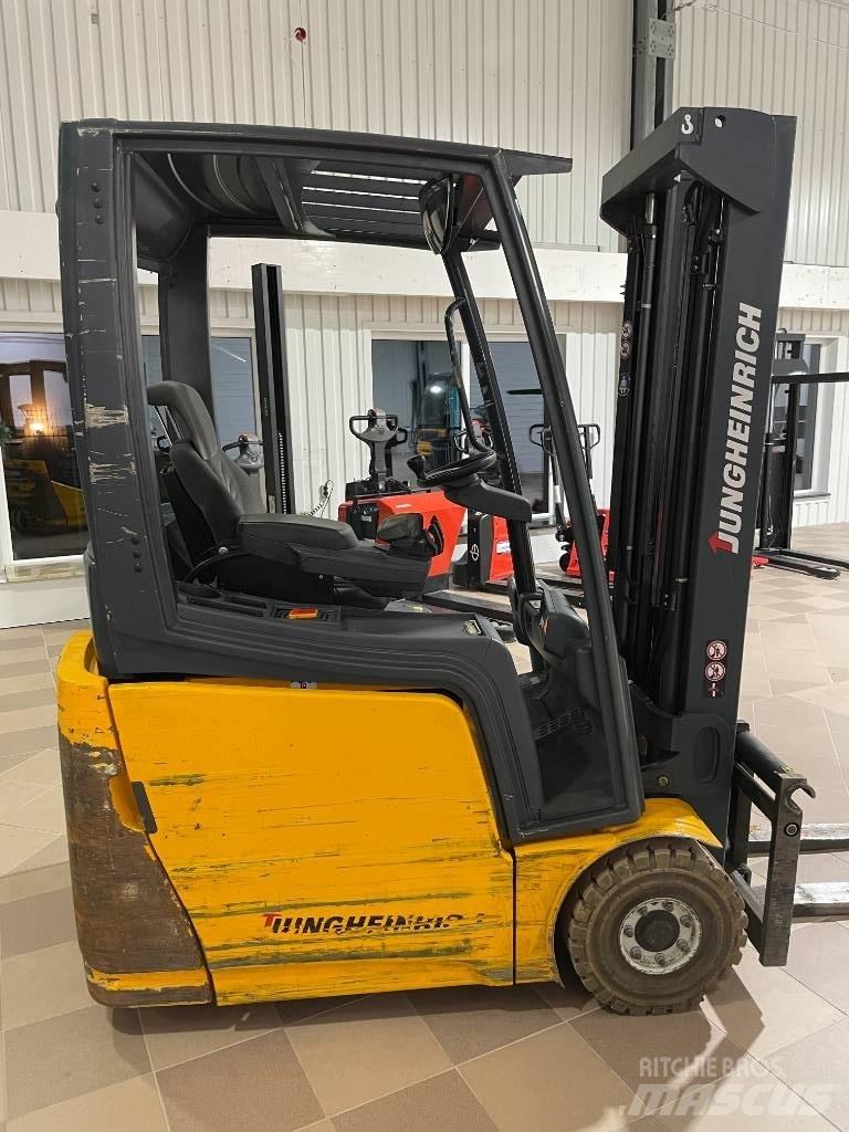 Jungheinrich EFG 213 Stivuitor electric