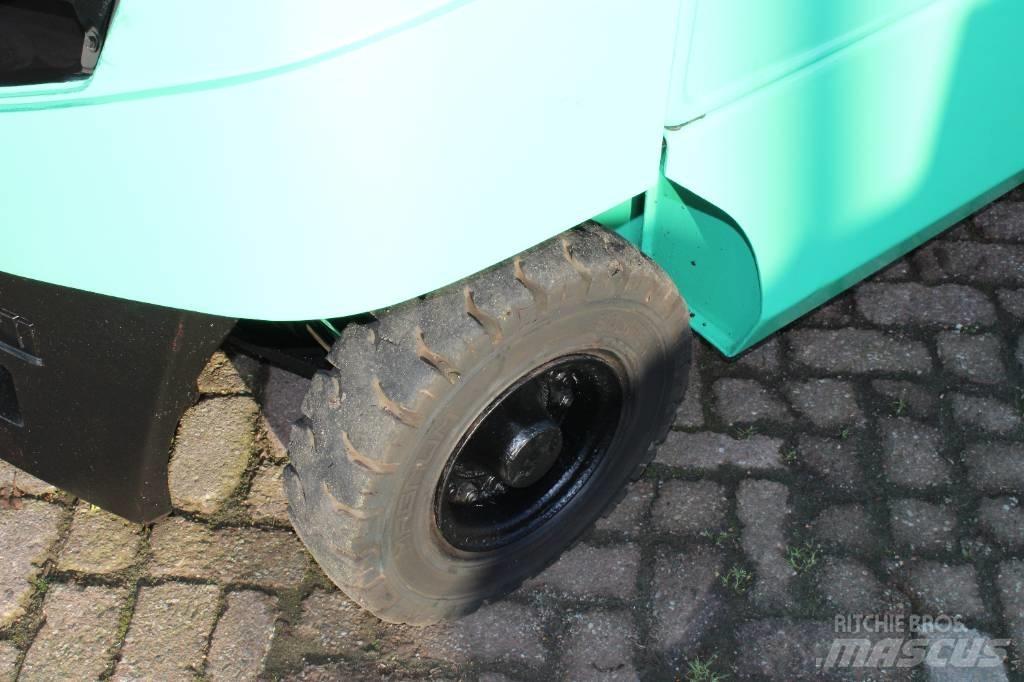 Mitsubishi FD25N Stivuitor diesel