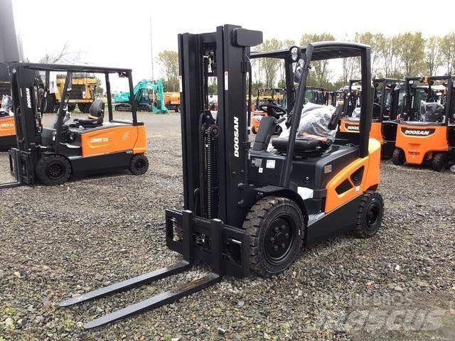 Doosan D25S-9 Stivuitor diesel