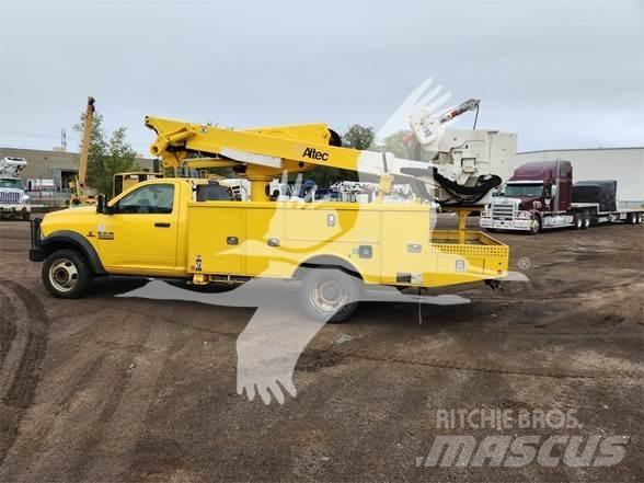 Altec AT41M Platforme aeriene montate pe camion