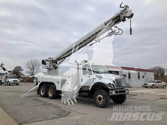 Altec D3060BTR Platforme aeriene montate pe camion