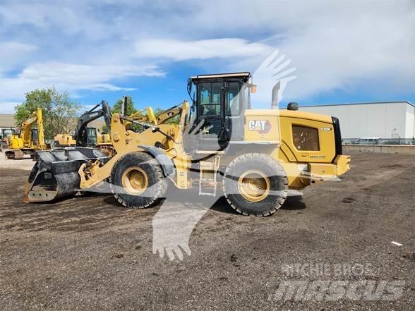 CAT 930M Incarcator pe pneuri