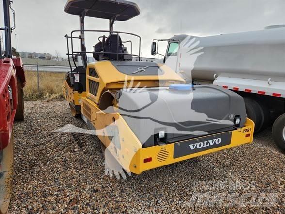 Volvo DD110B Compactoare monocilindrice
