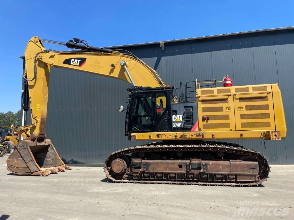 CAT 374F L Excavatoare pe șenile
