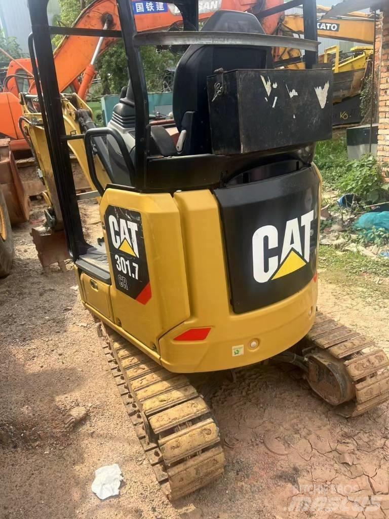 CAT 301.7 Mini excavatoare < 7t
