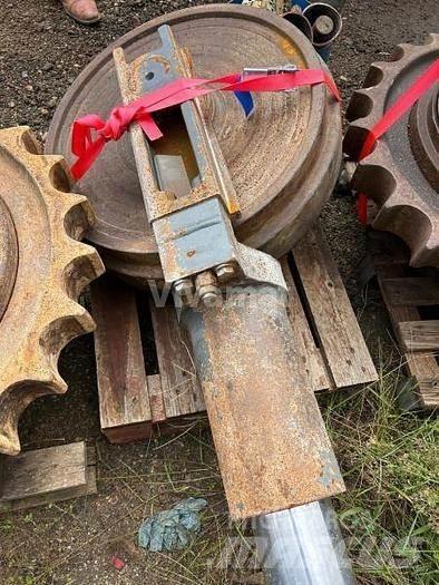 Liebherr R954CHD Anvelope, roti si jante