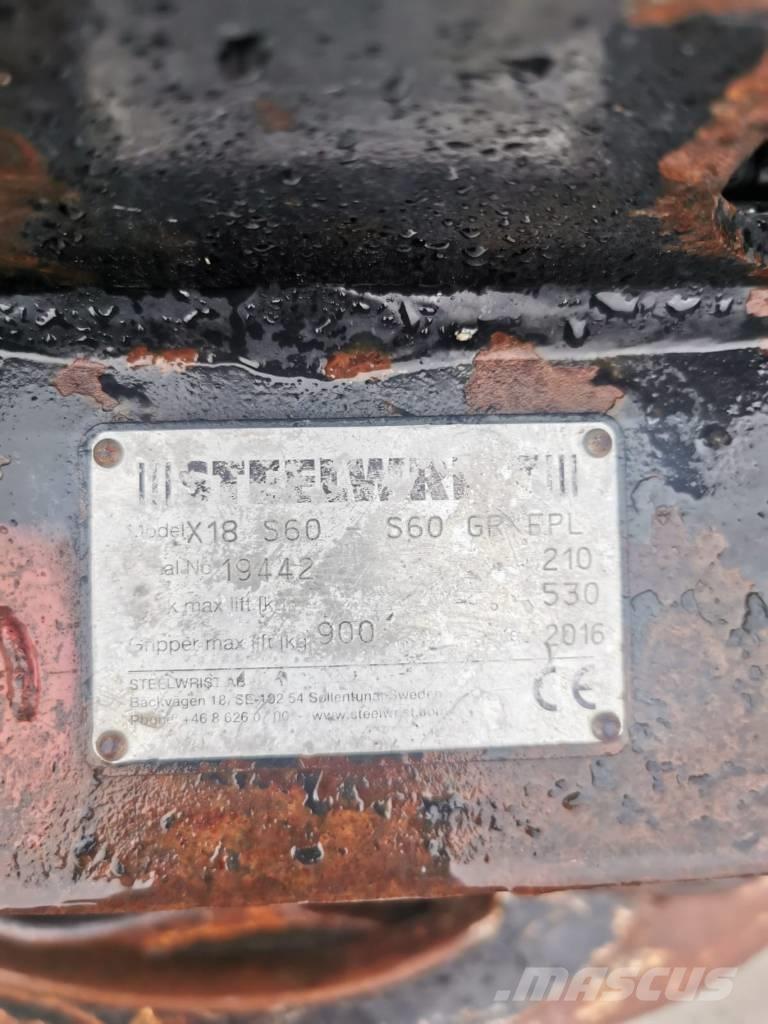 Volvo EW160E Excavatoare cu roti