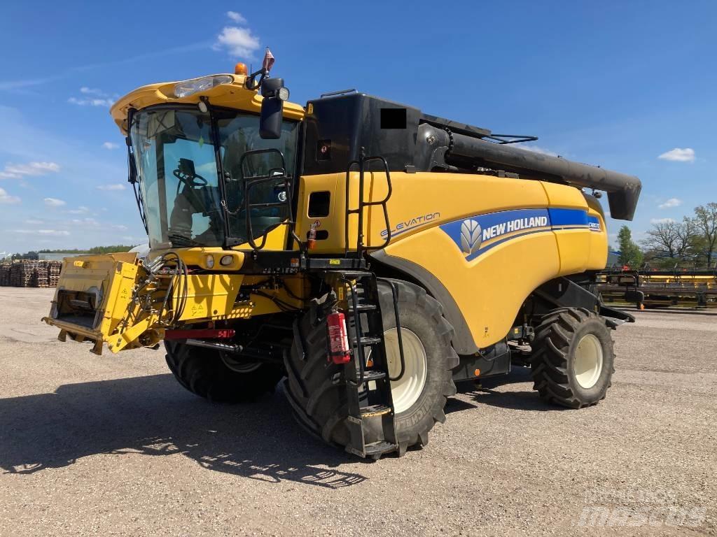 New Holland CX 8070 Combine de secerat