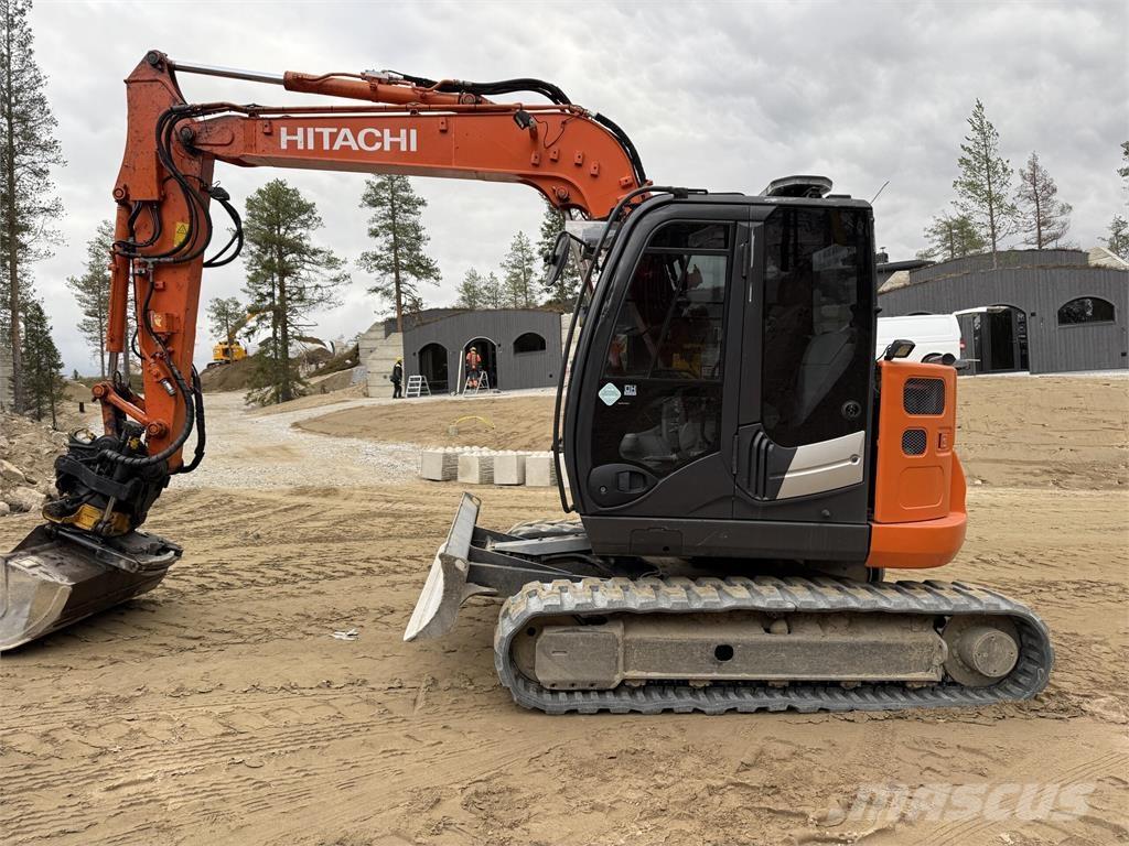 Hitachi ZX85US Excavatoare 7t - 12t
