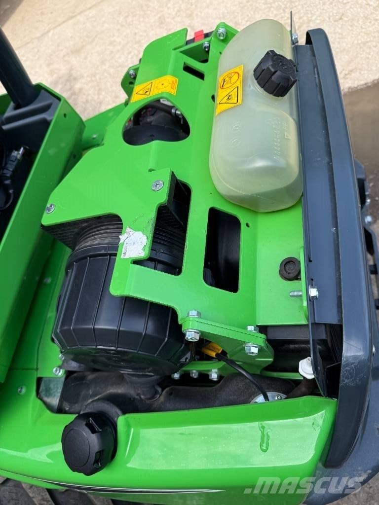 Avant 635 Incarcator pe pneuri
