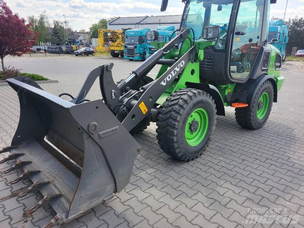 Volvo JL20H ELECTRIC Incarcator pe pneuri