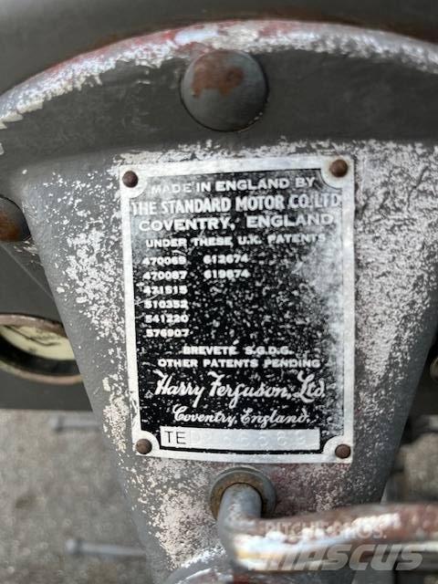 Massey Ferguson ted Tractoare