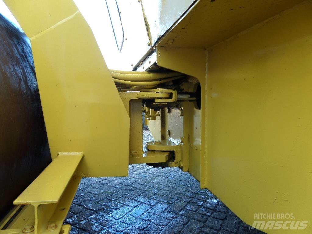 Bomag BW 211 AD Compactoare monocilindrice