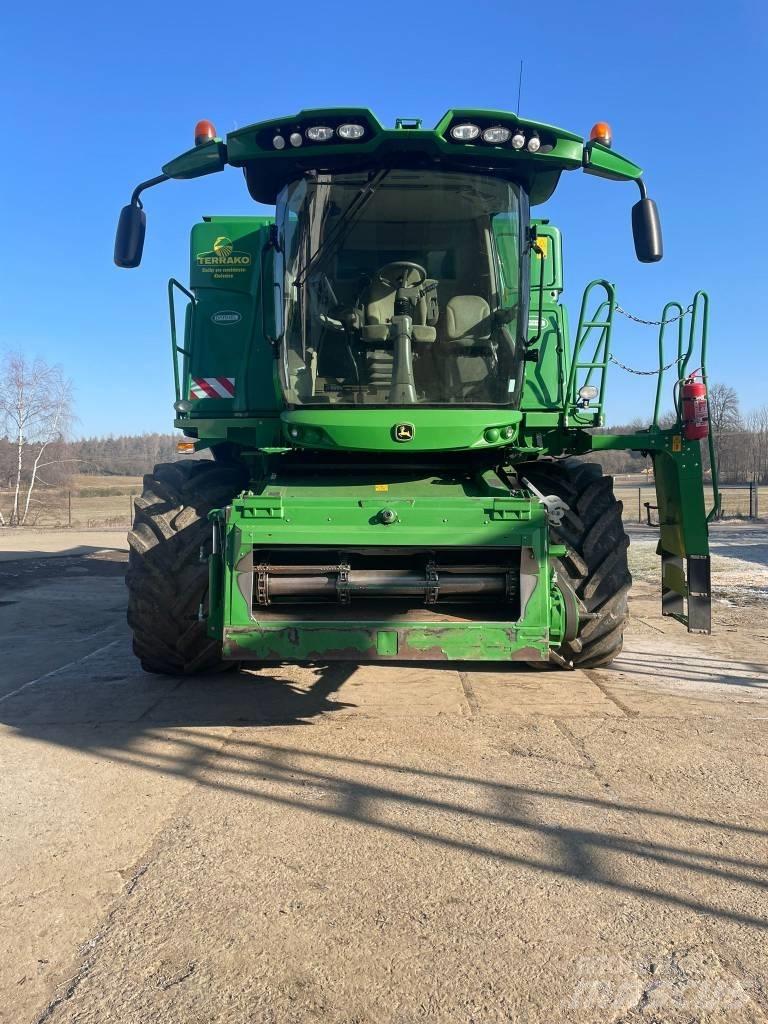 John Deere T 670 i Combine de secerat