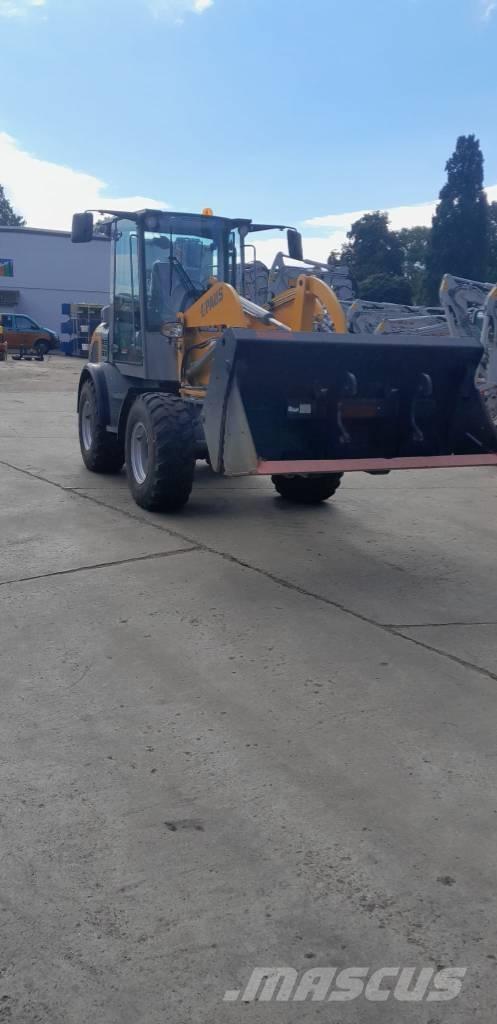 Paus SL 9075 Incarcator pe pneuri