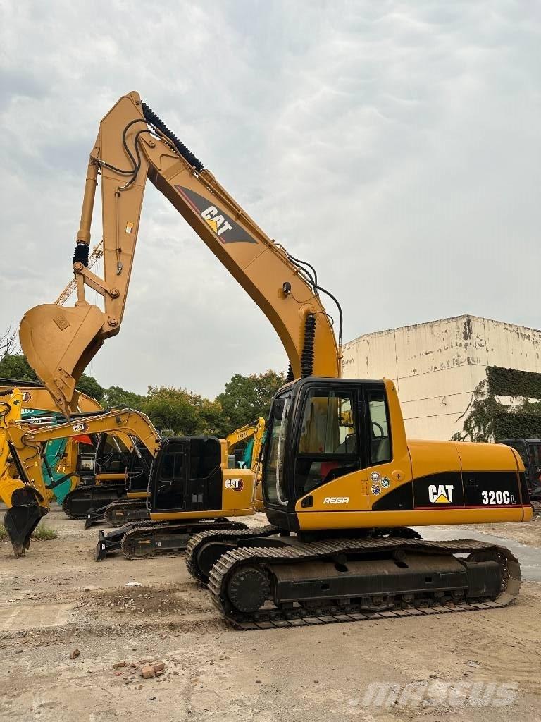 CAT 320C Excavatoare pe șenile
