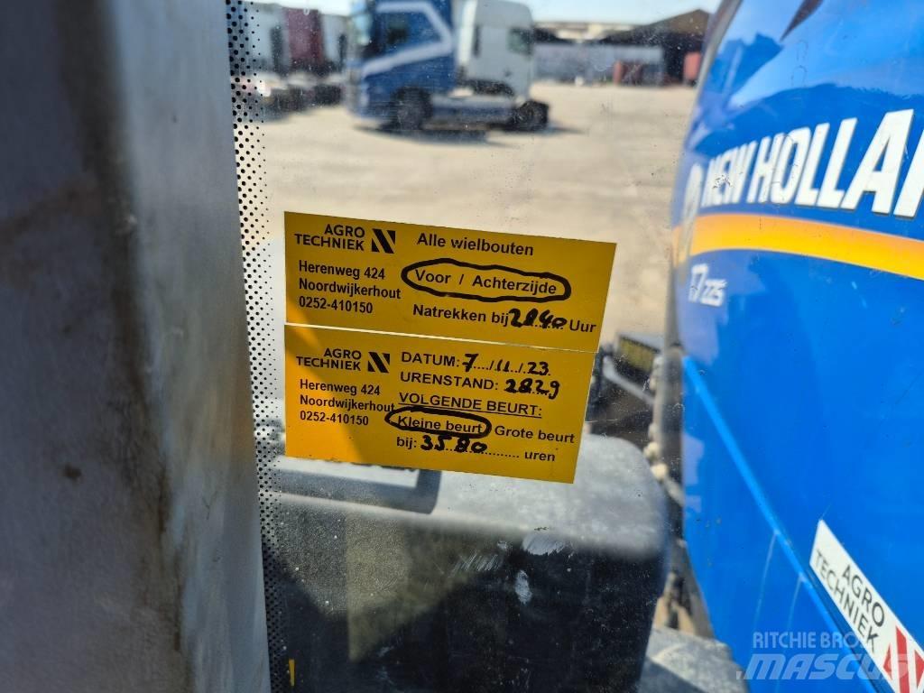 New Holland T7.225 Tractoare