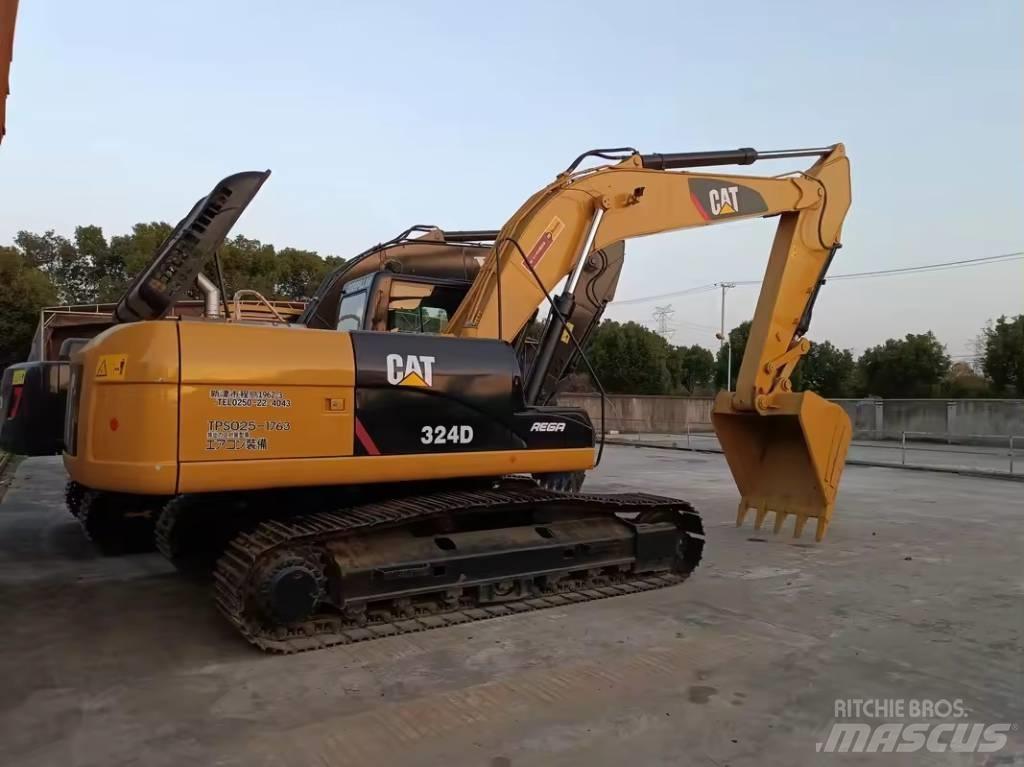 CAT 324 D Excavatoare pe șenile
